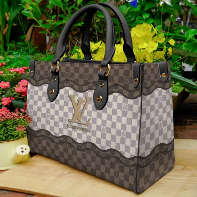 Limited Edition LOUIS VUITTON LEATHER HANDBAG Luxury Brand W77-TDP0410C70