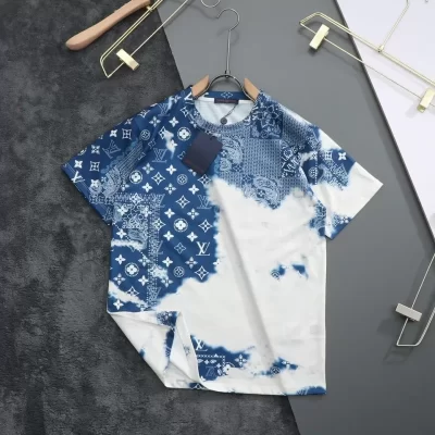 Louis Vuitton Inspired T-shirt DN26160354