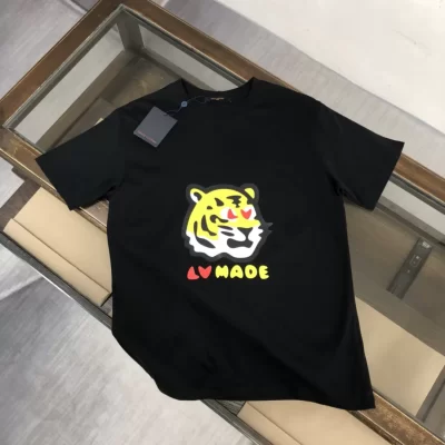 Louis Vuitton Inspired T-shirt PN3103066
