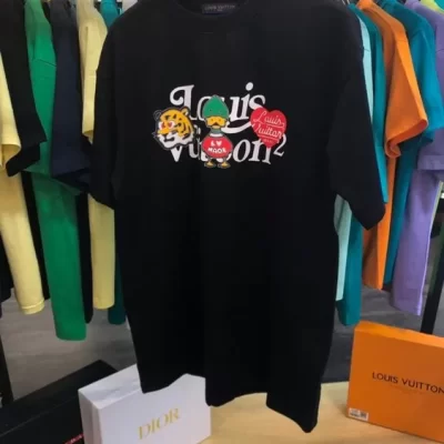 LV Inspired T-shirt HT140670
