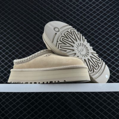UGG Tazz Slipper Tan NNL241107043