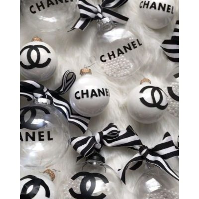 Chanel Ornaments for Christmas Tree (1 PACK 4 BALLS) NNL24111205