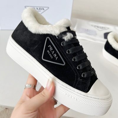 Prada Suade Black Sneaker NNL24112004