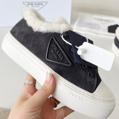 Prada Suade Fade Black Sneaker NNL24112006