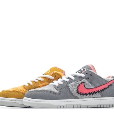 Nike SB Dunk Low x Tom & Jerry NNL24112211