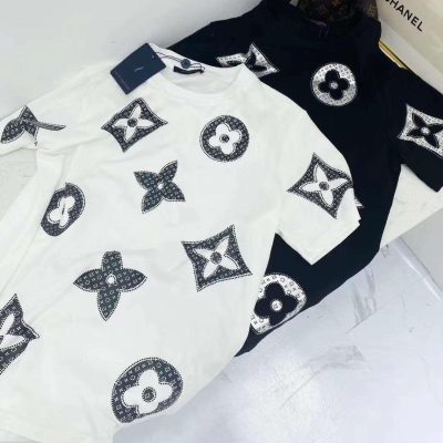 Louis Vuitton Inspired T-shirt PN1104017