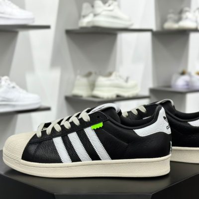 Adidas Superstar x Louis Vuitton 'Black' NNL24120810
